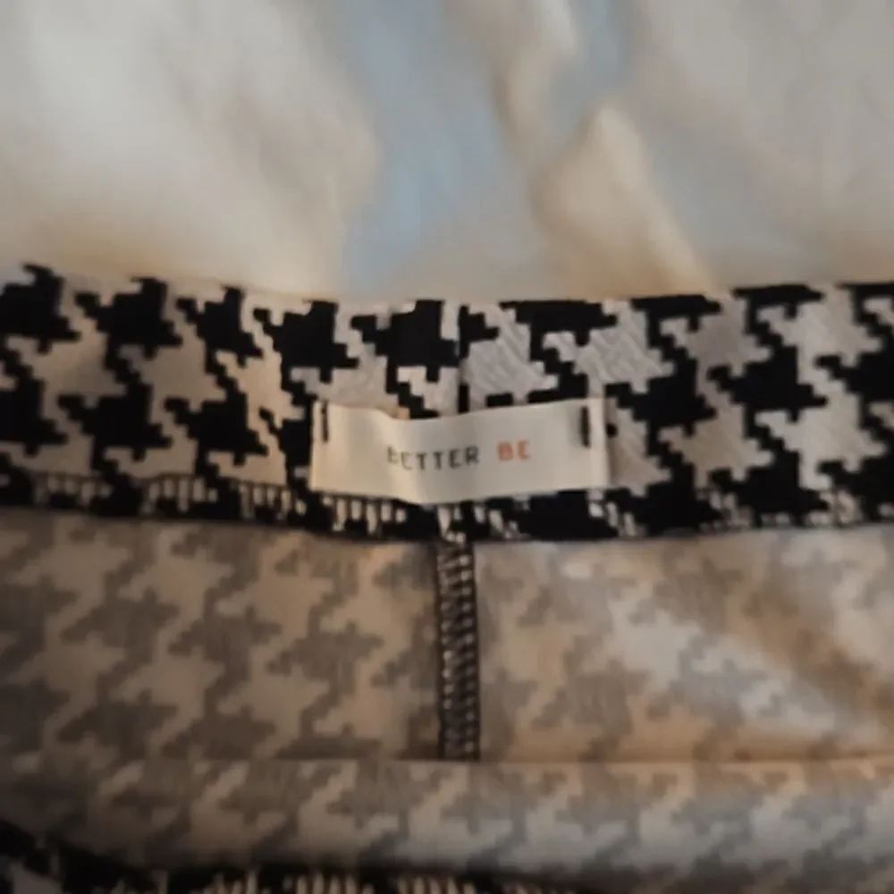 Houndstooth mini skirt - Picture 5 of 5
